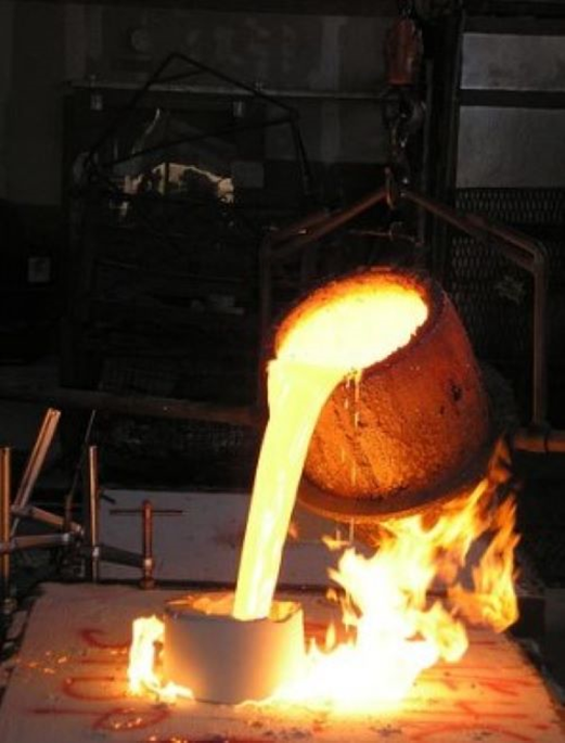An application scenario or product detail of graphite crucible - Image 9