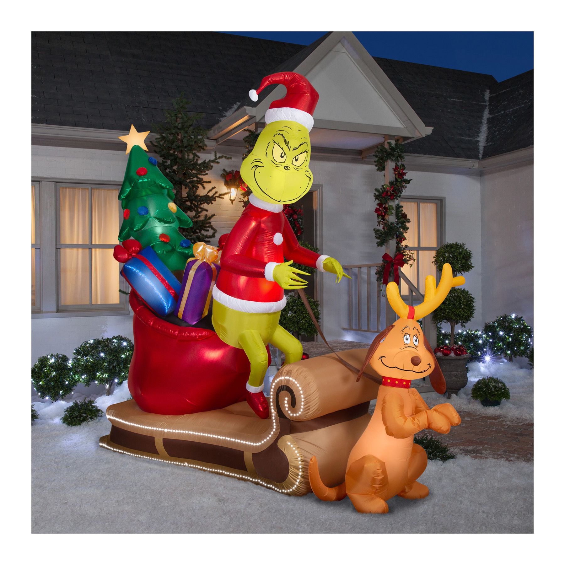 An application scenario or product detail of grinch christmas inflatable - Image 18
