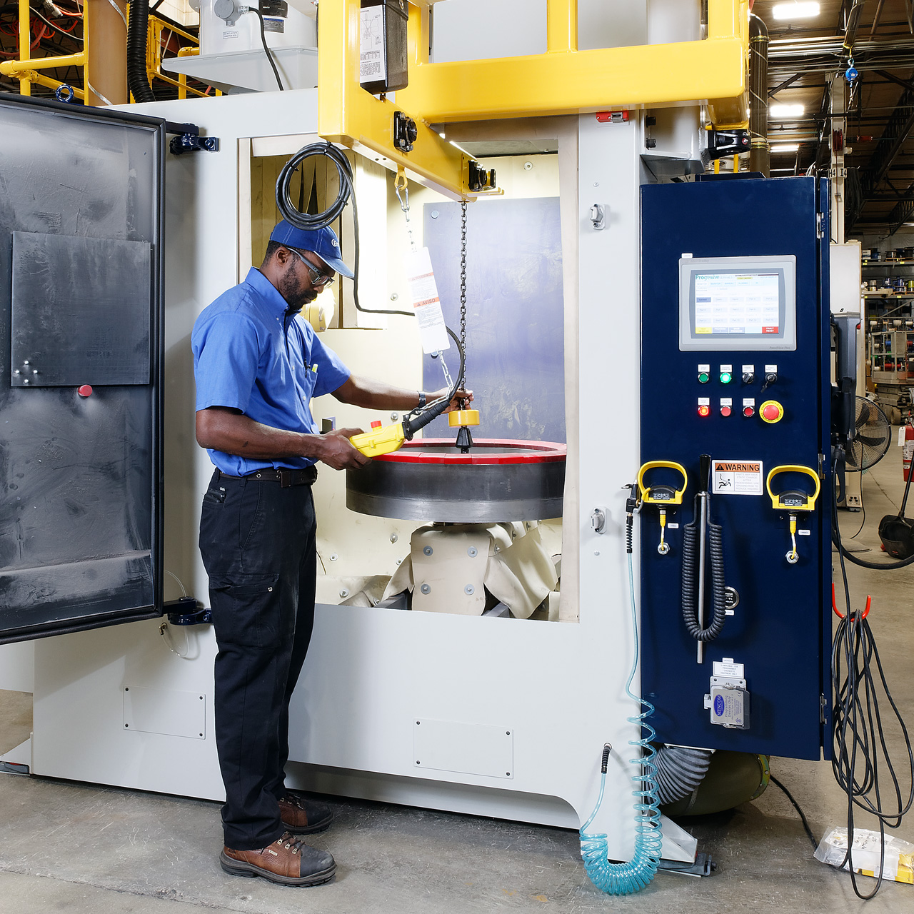 An application scenario or product detail of grit blasting machine - Image 7