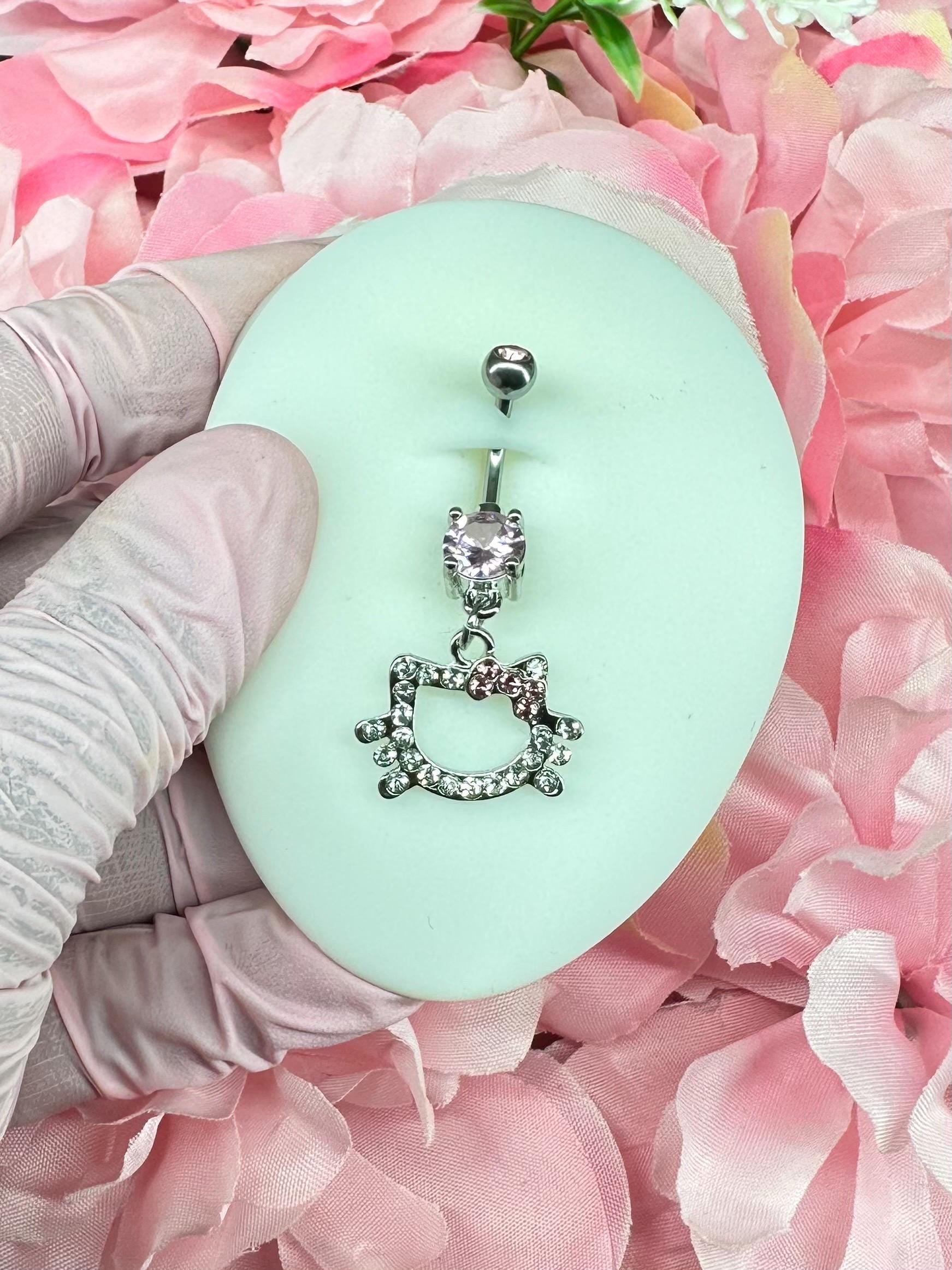 An application scenario or product detail of hello kitty belly ring - Image 17