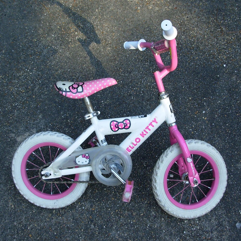An application scenario or product detail of hello kitty bicycle - Image 2