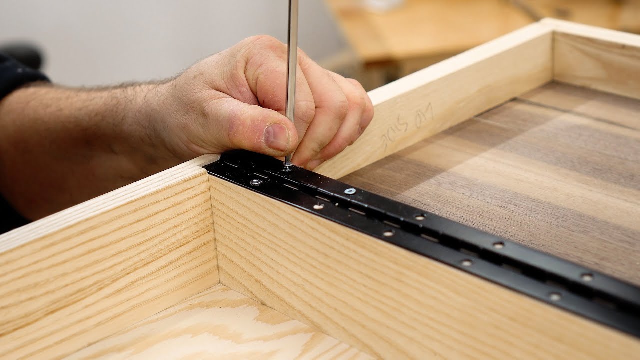 An application scenario or product detail of hidden piano hinge - Image 16