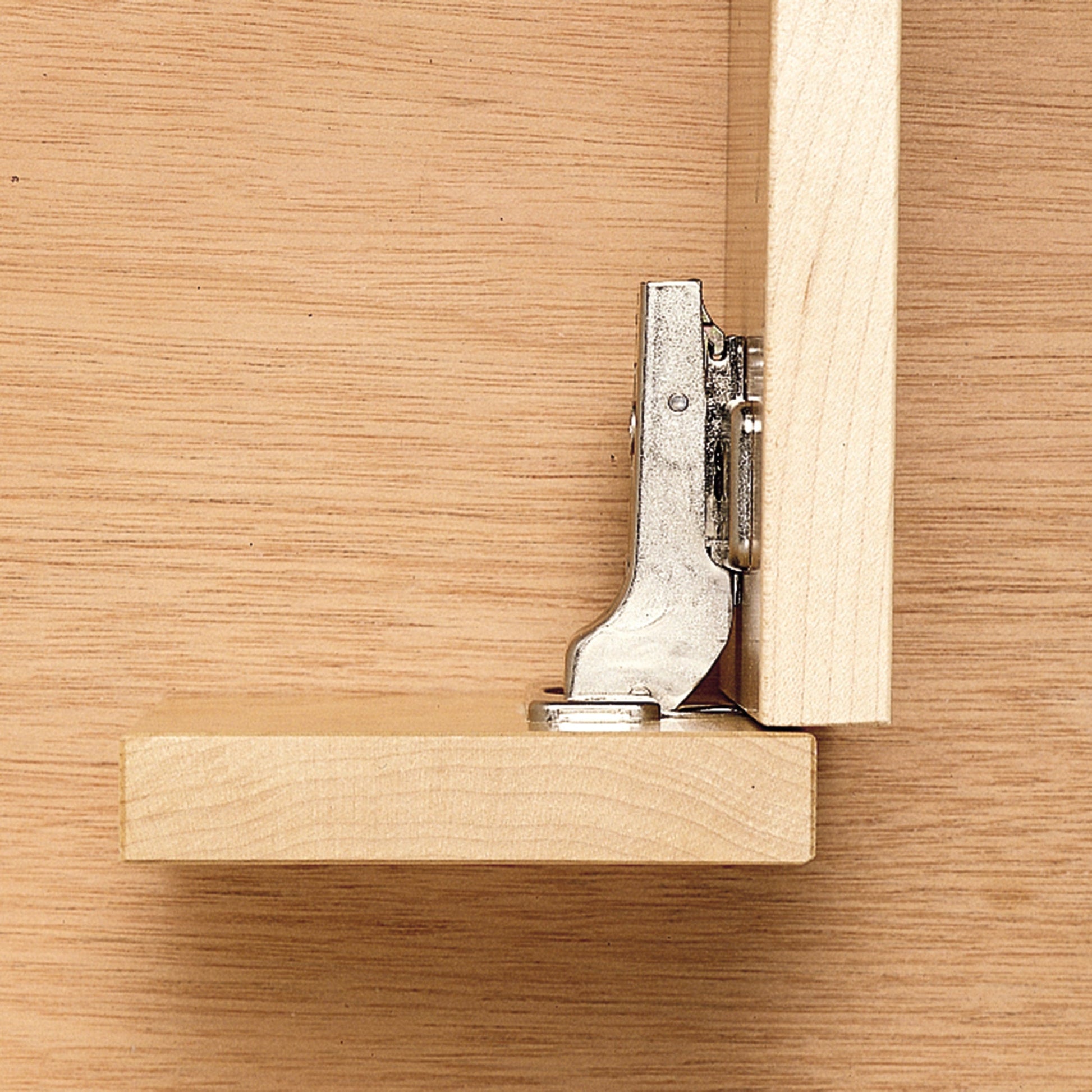An application scenario or product detail of hinges for wood - Image 3