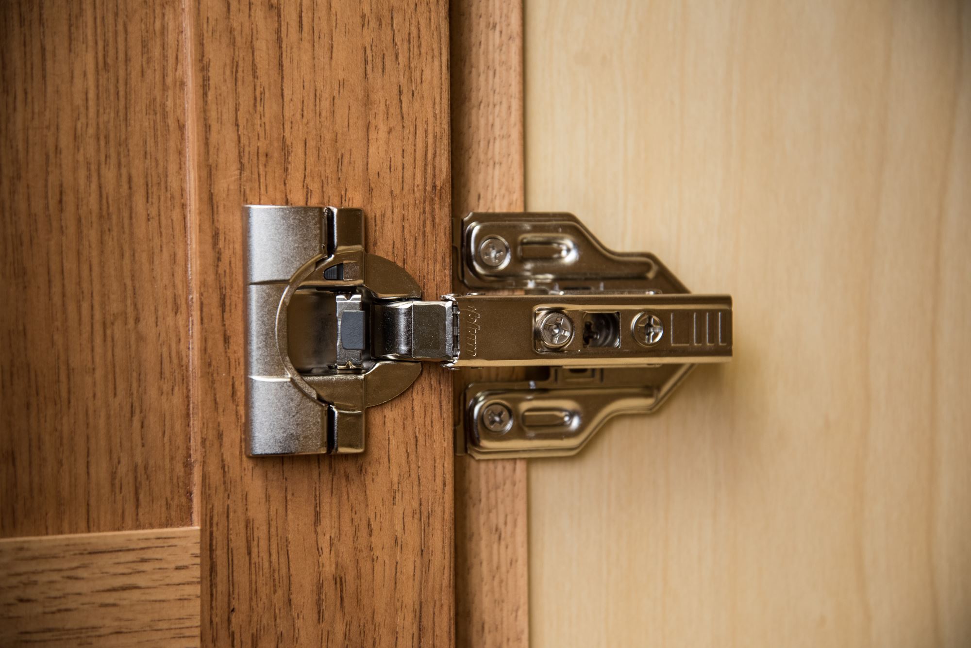 An application scenario or product detail of hinges for wood - Image 15