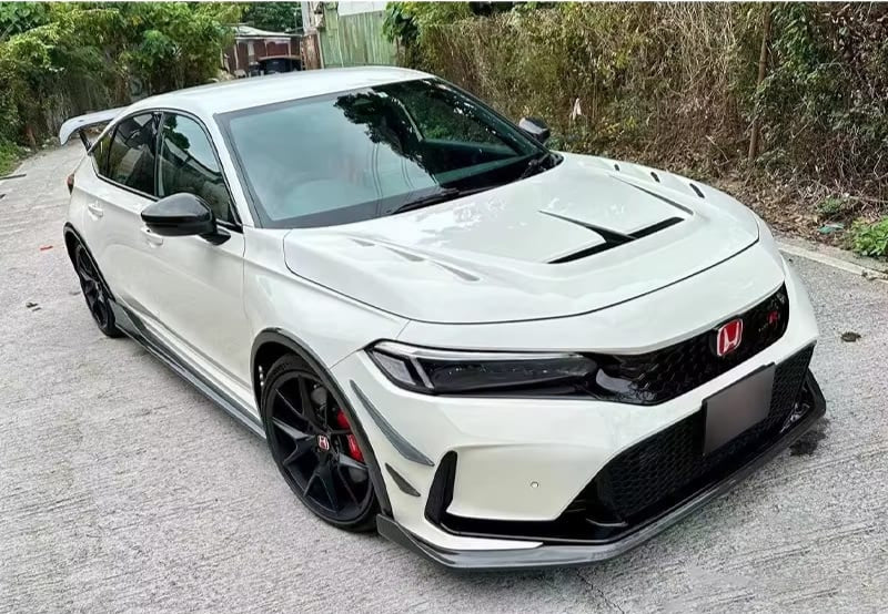 An application scenario or product detail of honda civic r 10th gen bodykit - Image 16