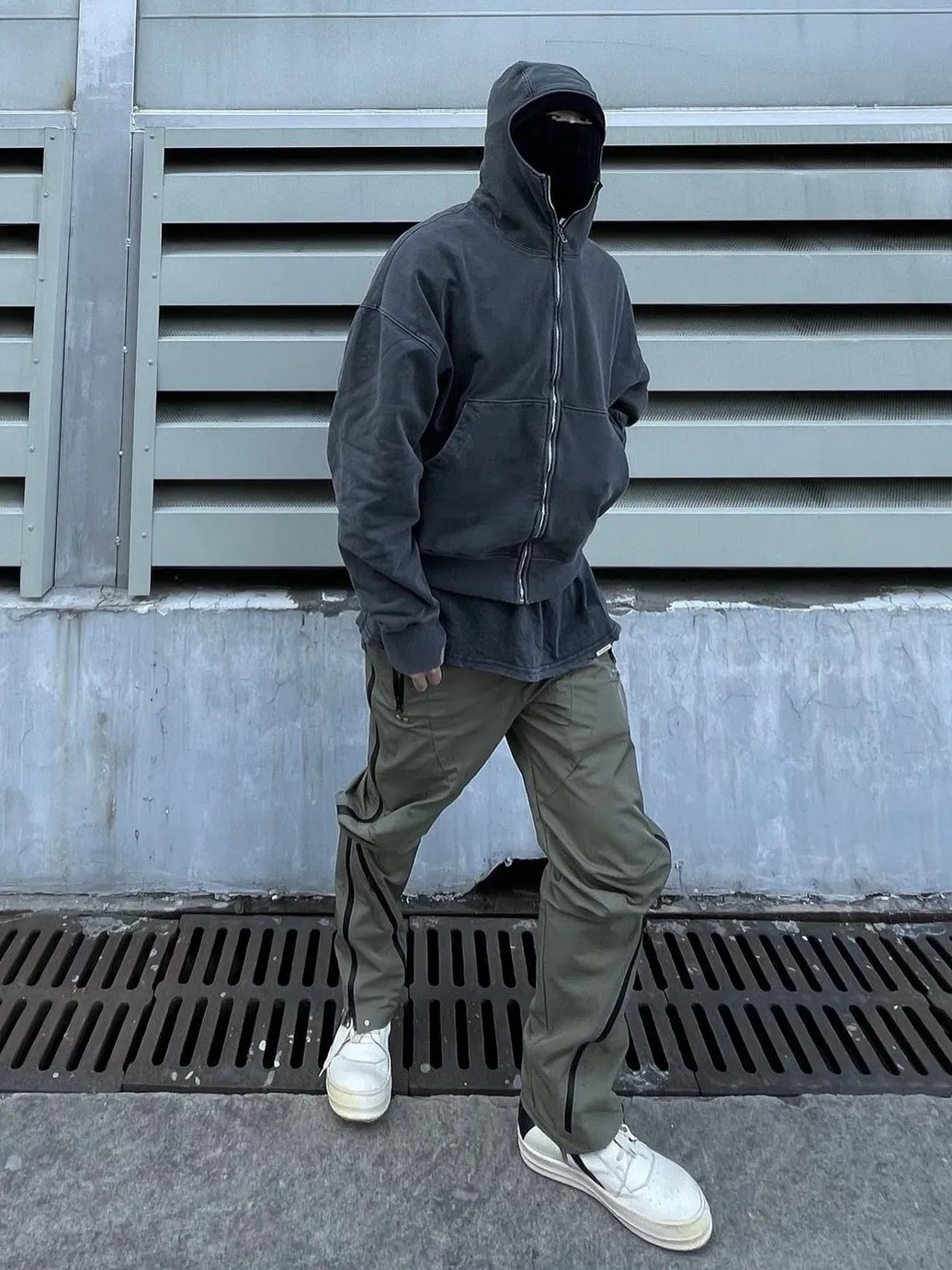 An application scenario or product detail of hoodies ninja - Image 18