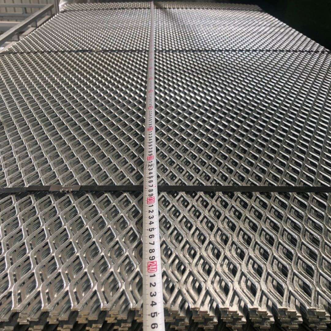 Featured image for the huijin aluminum expanded metal grating guide