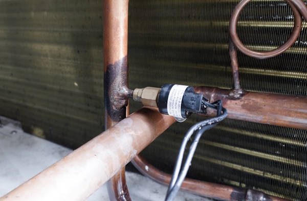 An application scenario or product detail of hvac high pressure switch - Image 12