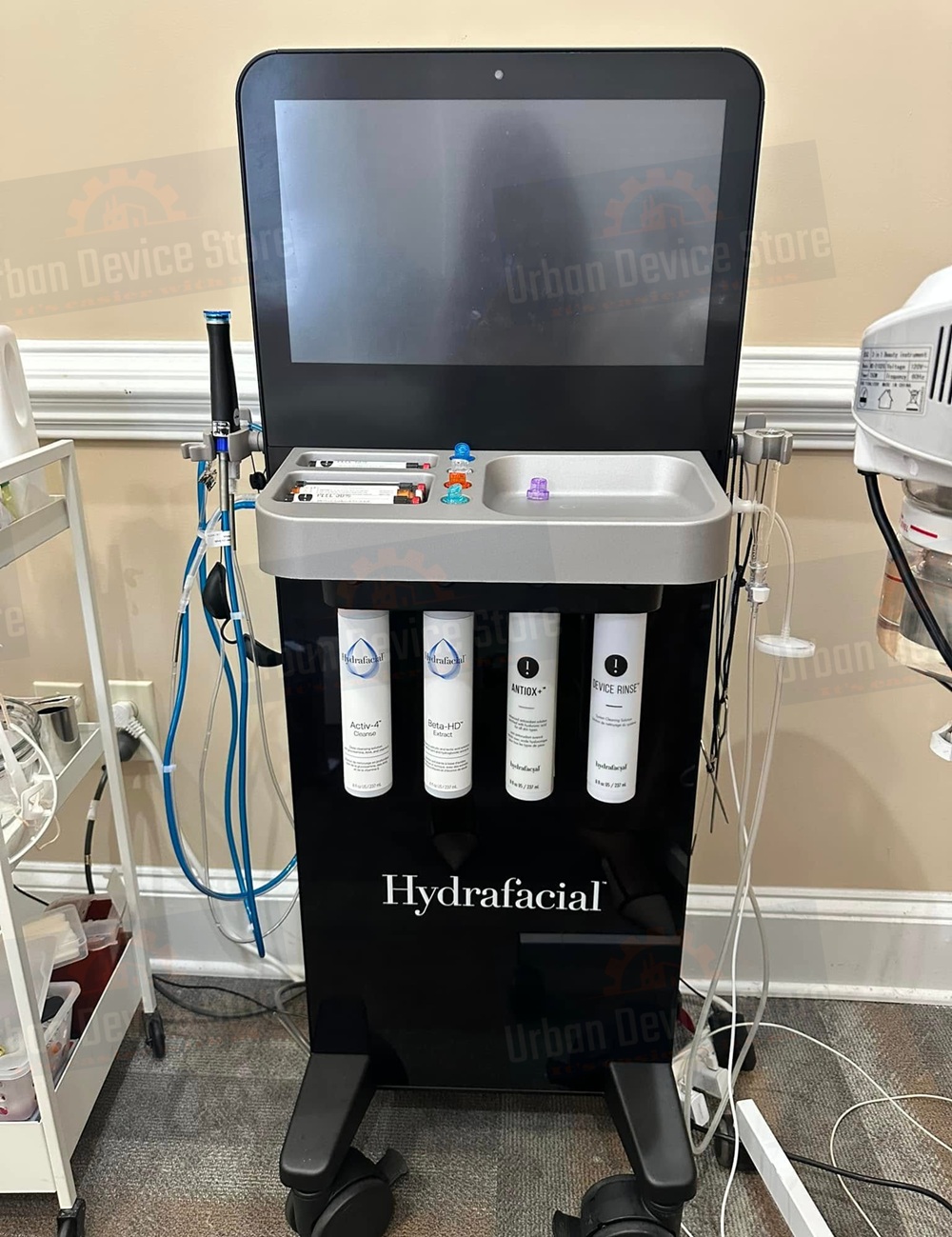 An application scenario or product detail of hydrafacial machine for sale - Image 16