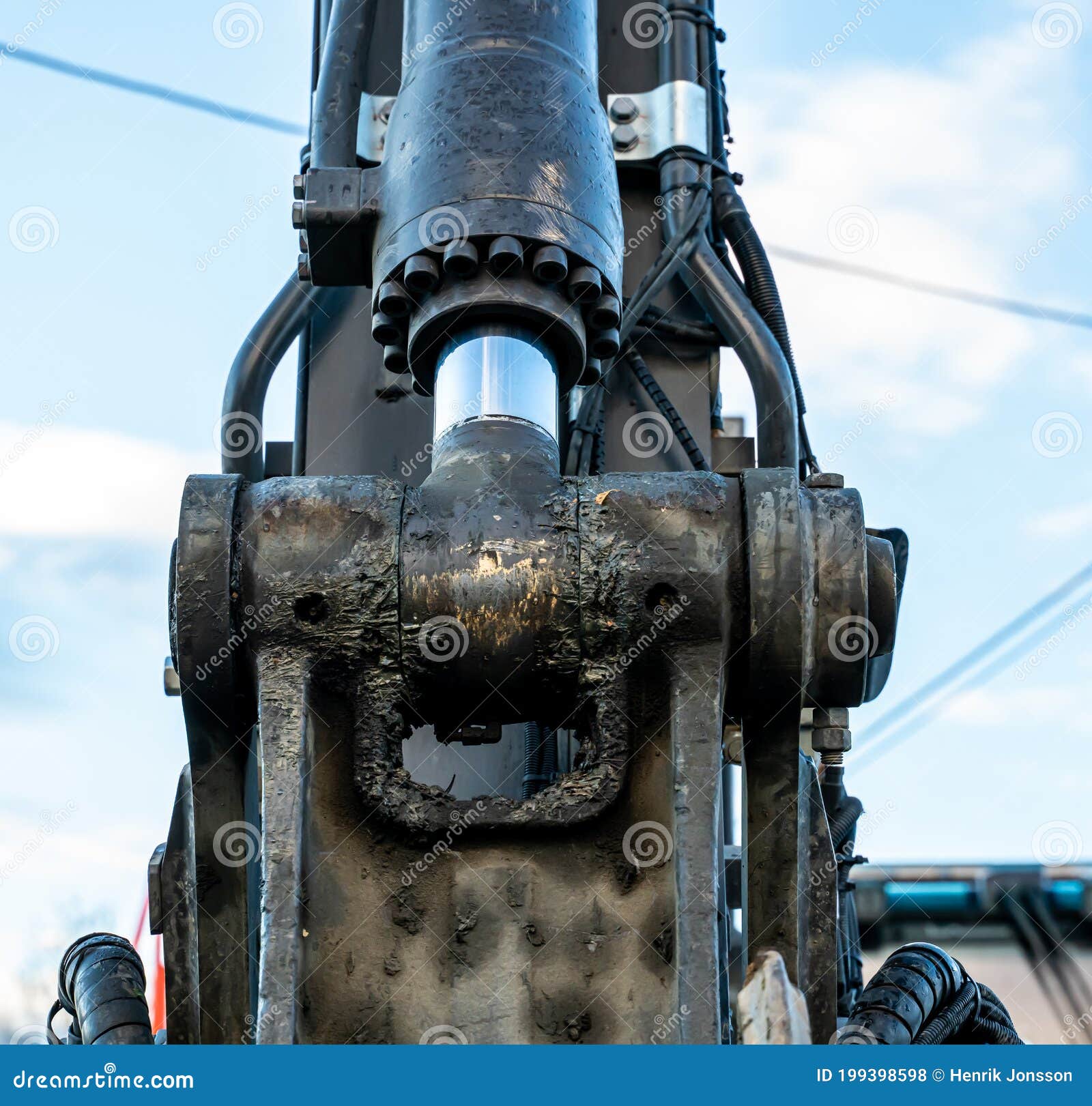 An application scenario or product detail of hydraulic piston arm - Image 9