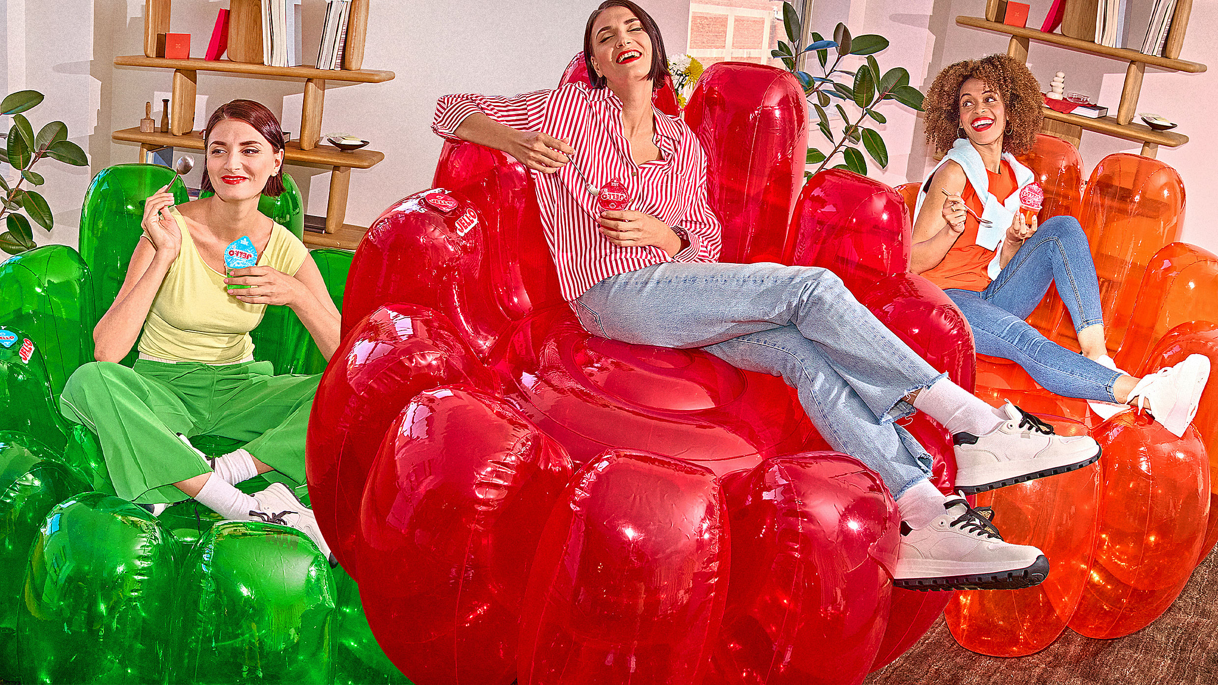 An application scenario or product detail of inflatable chairs - Image 6