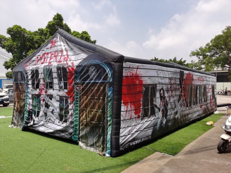 Featured image for the inflatable haunted house guide