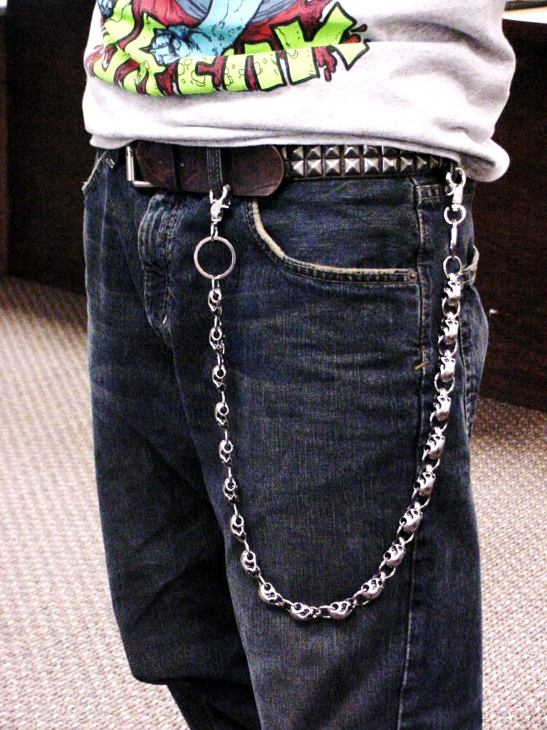An application scenario or product detail of jean chains - Image 14