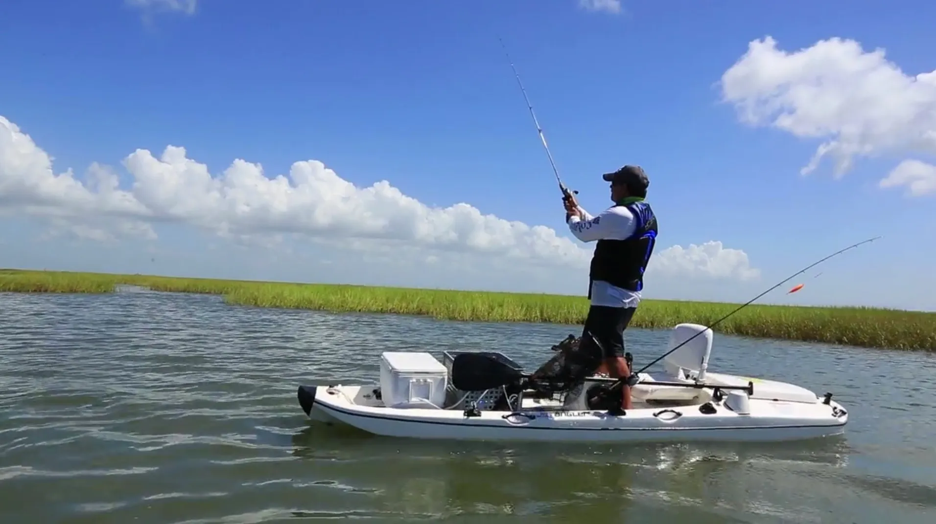 An application scenario or product detail of jet powered kayak - Image 11