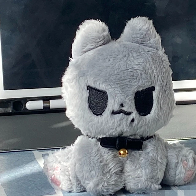 An application scenario or product detail of karina chibi plush - Image 19