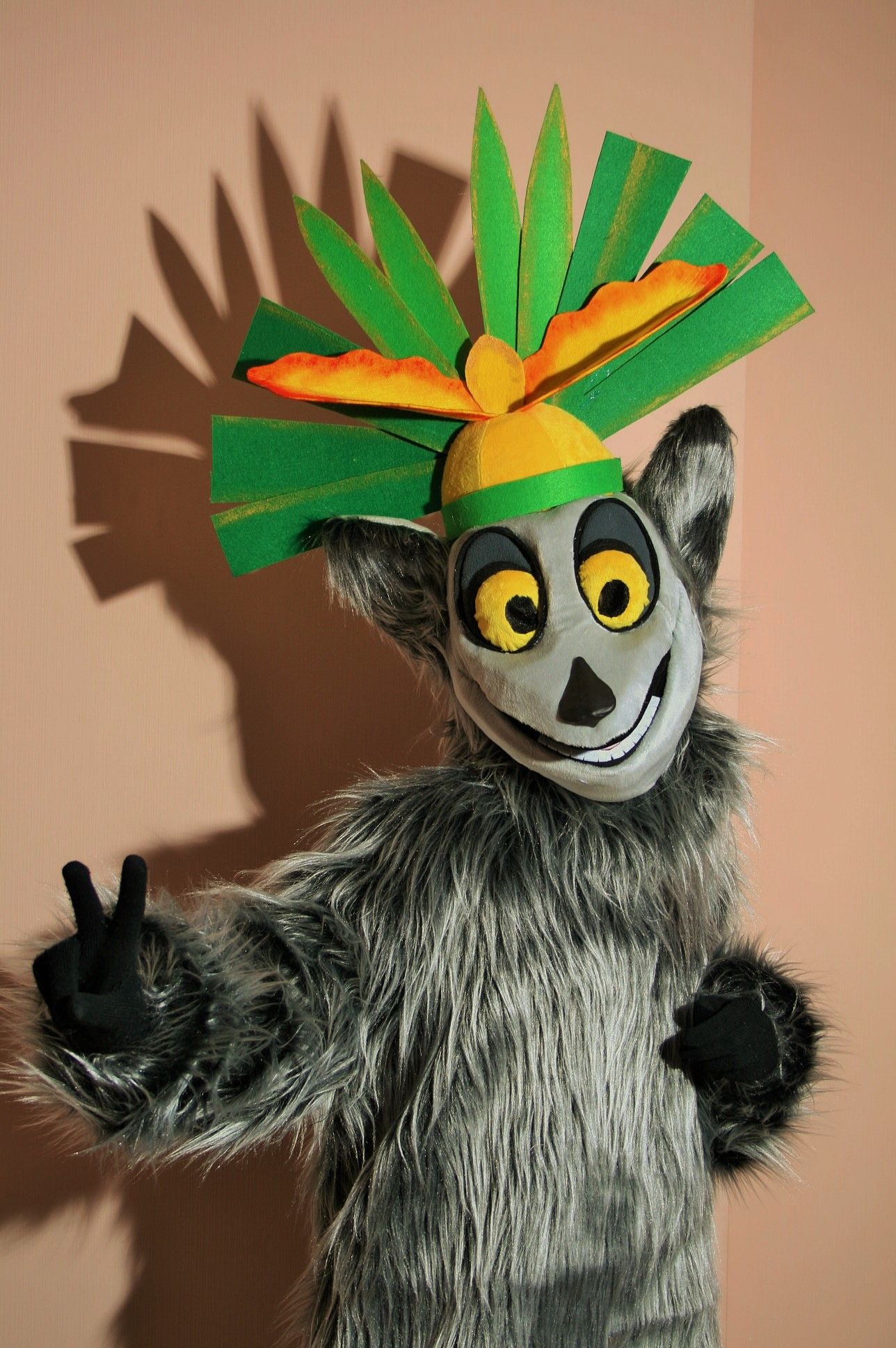 An application scenario or product detail of king julien costume - Image 21