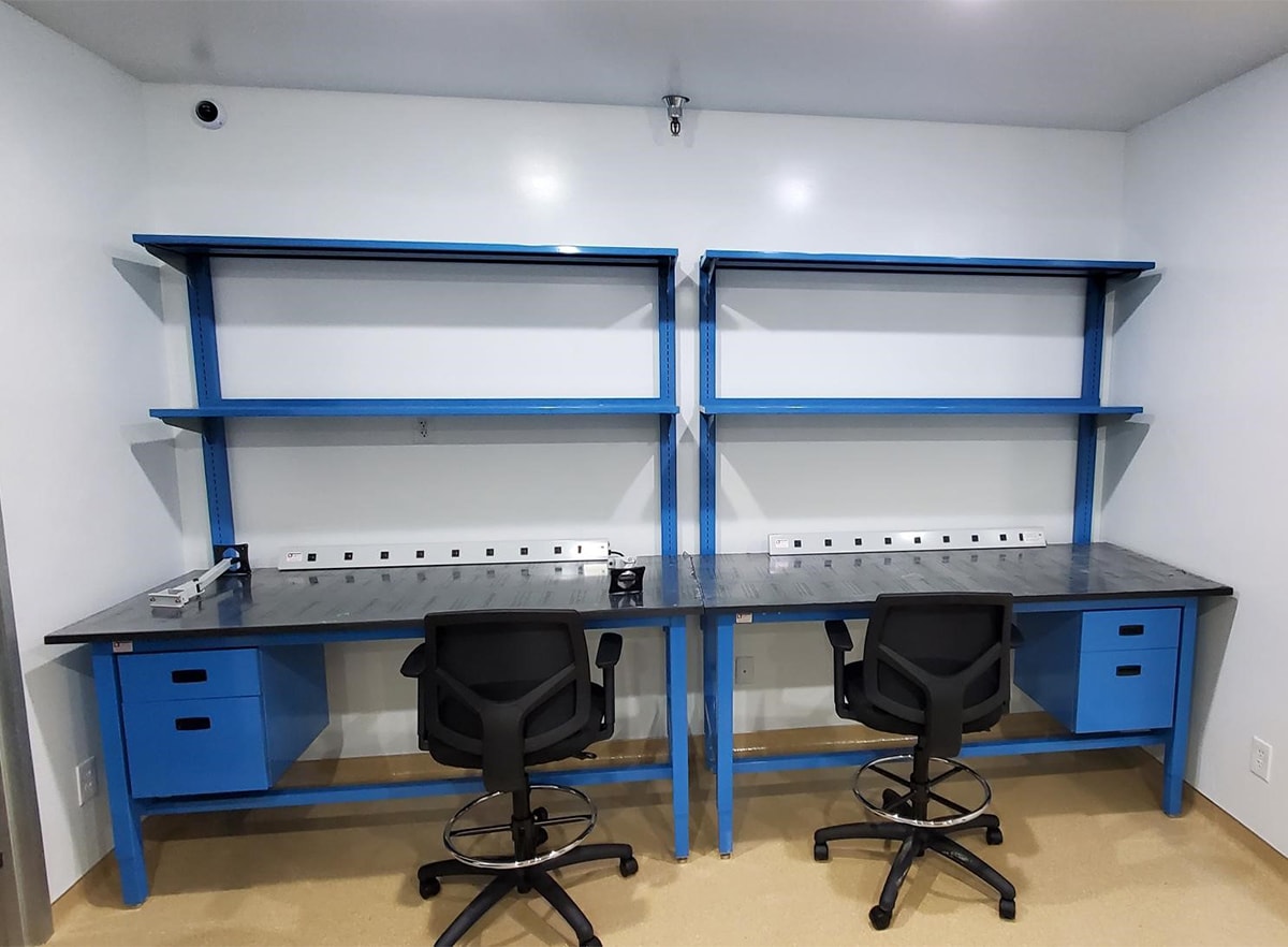 An application scenario or product detail of lab bench work - Image 8