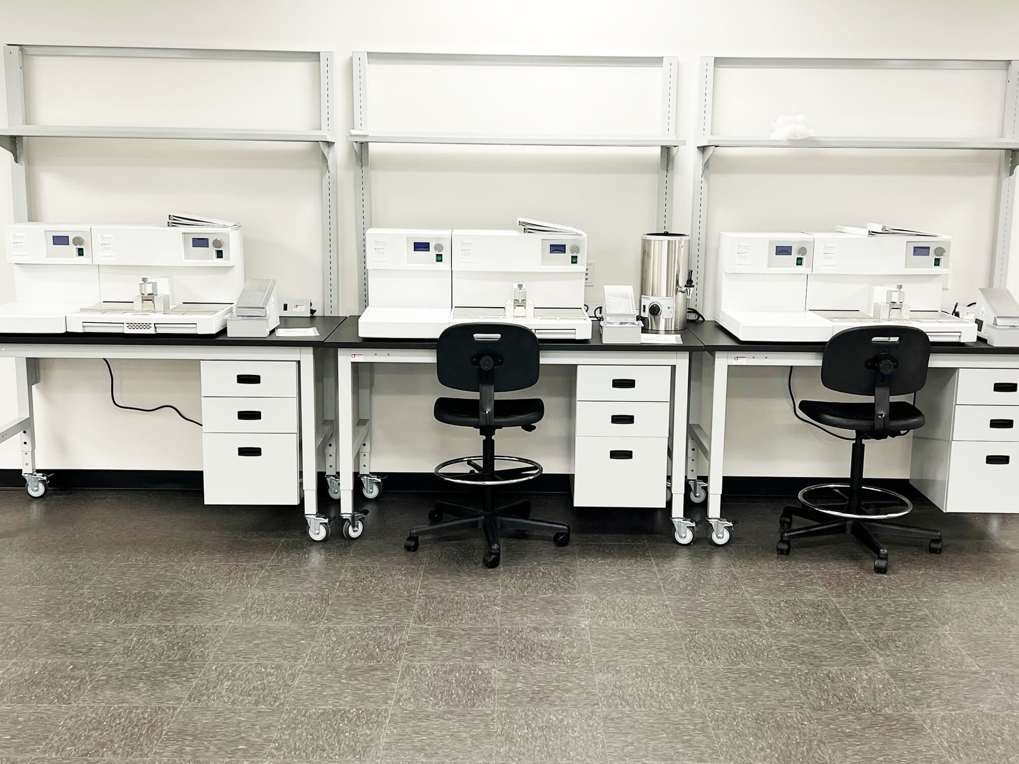 An application scenario or product detail of laboratory bench work - Image 3