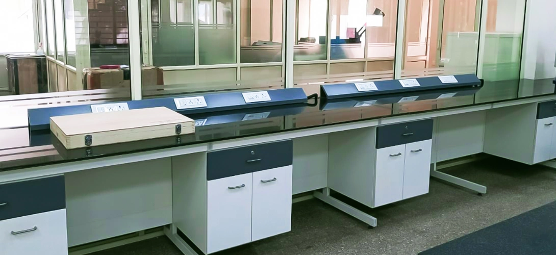 An application scenario or product detail of laboratory benching - Image 7