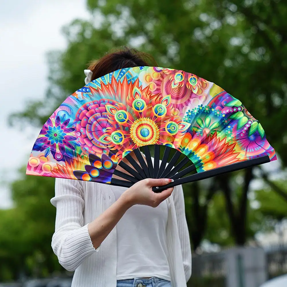 An application scenario or product detail of large hand fan - Image 11