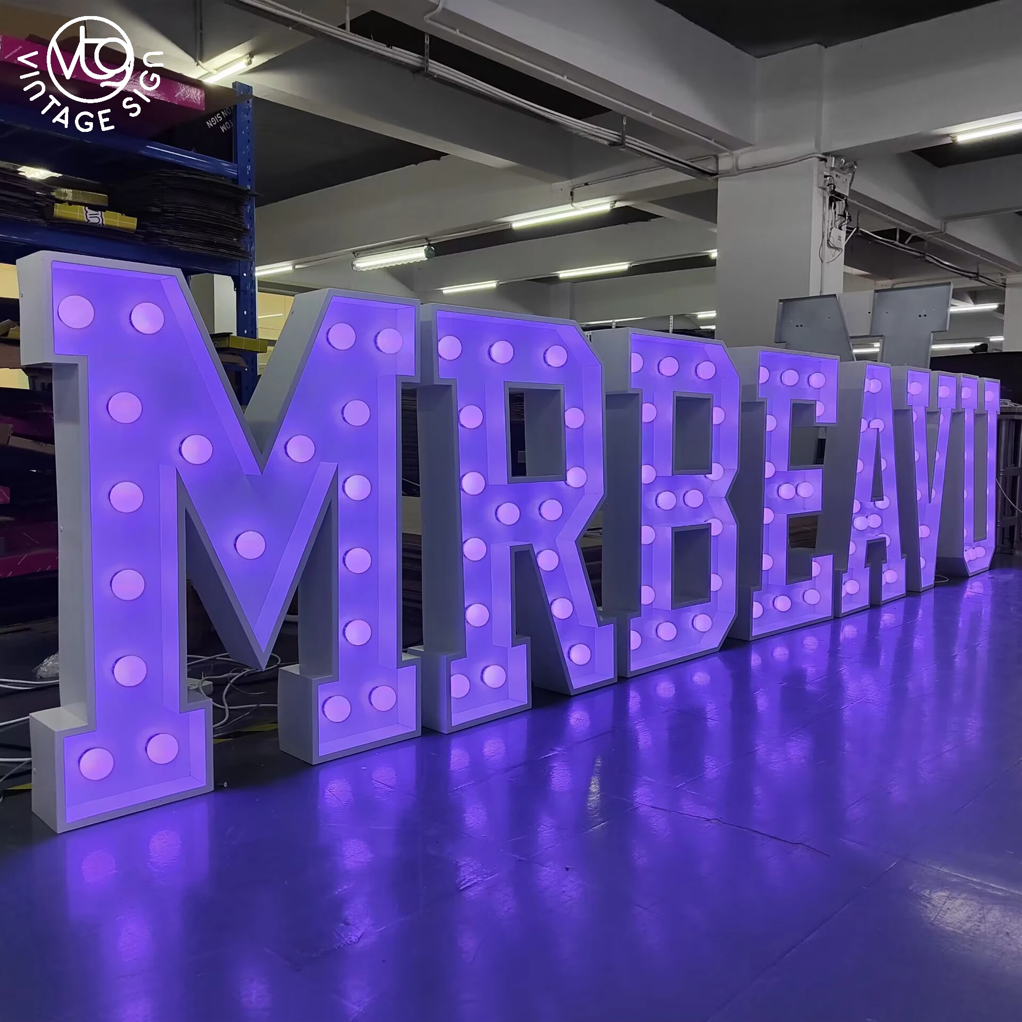 An application scenario or product detail of large light up letters - Image 15