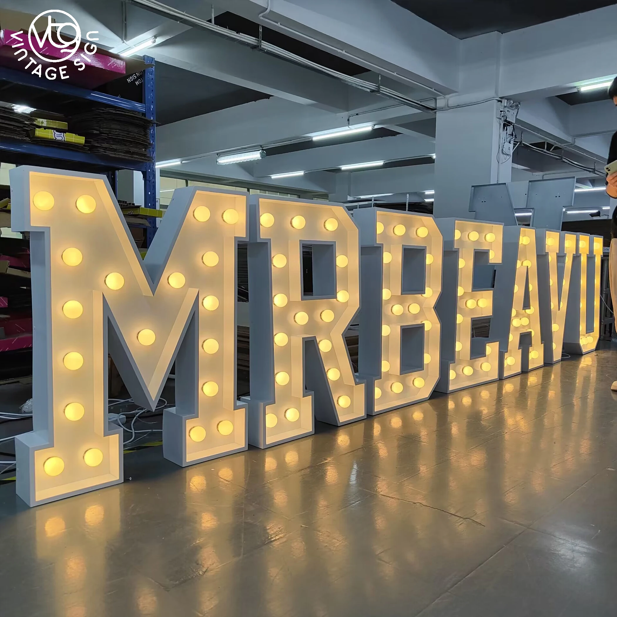 An application scenario or product detail of large light up letters - Image 18