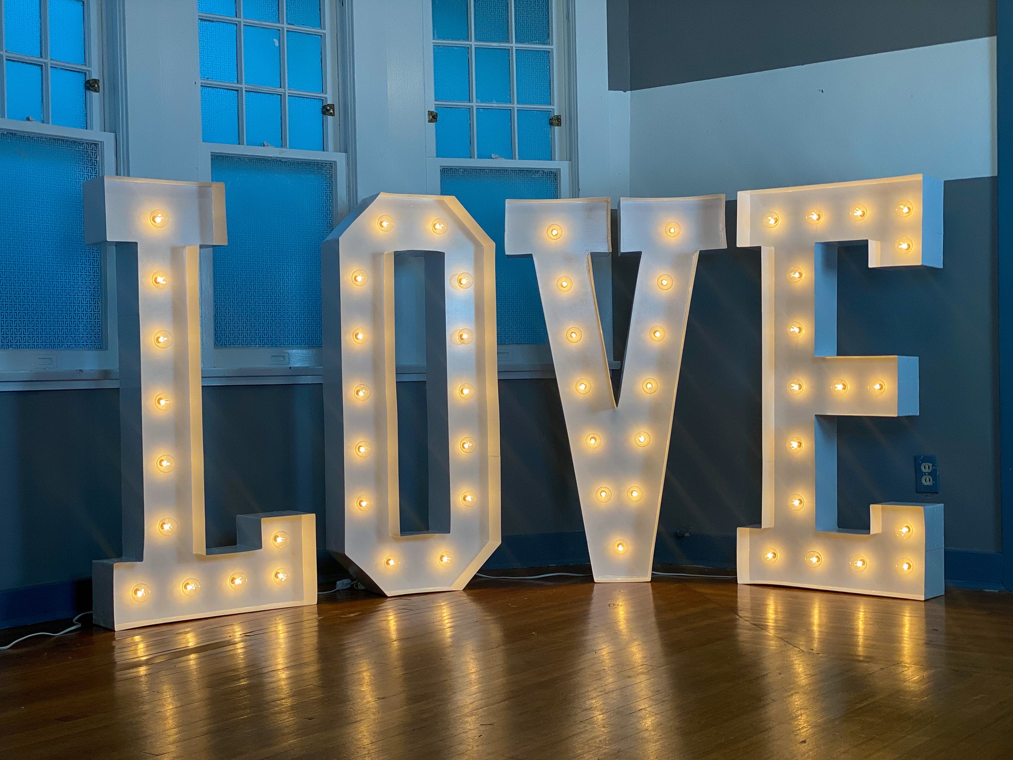 An application scenario or product detail of large light up letters - Image 24
