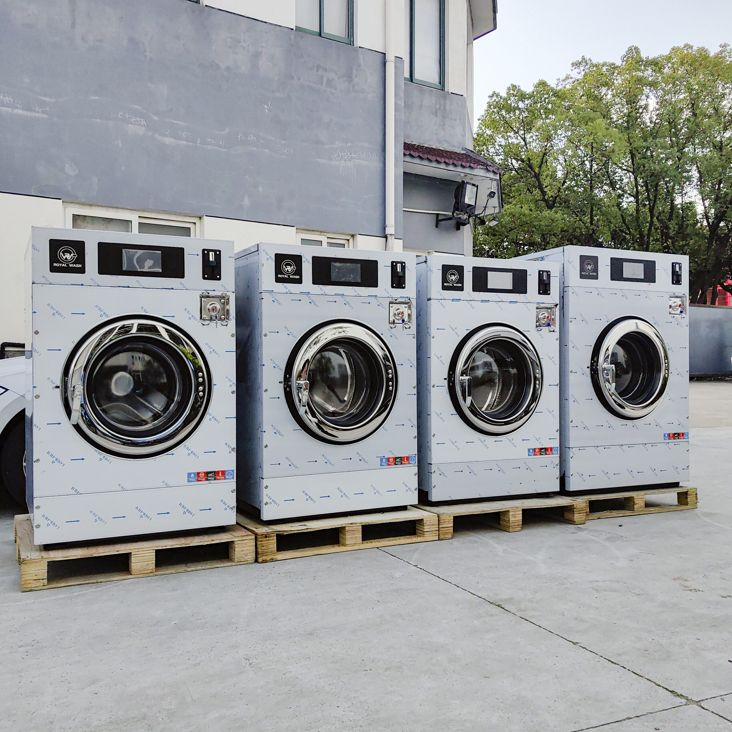 An application scenario or product detail of laundromat machines for sale - Image 3