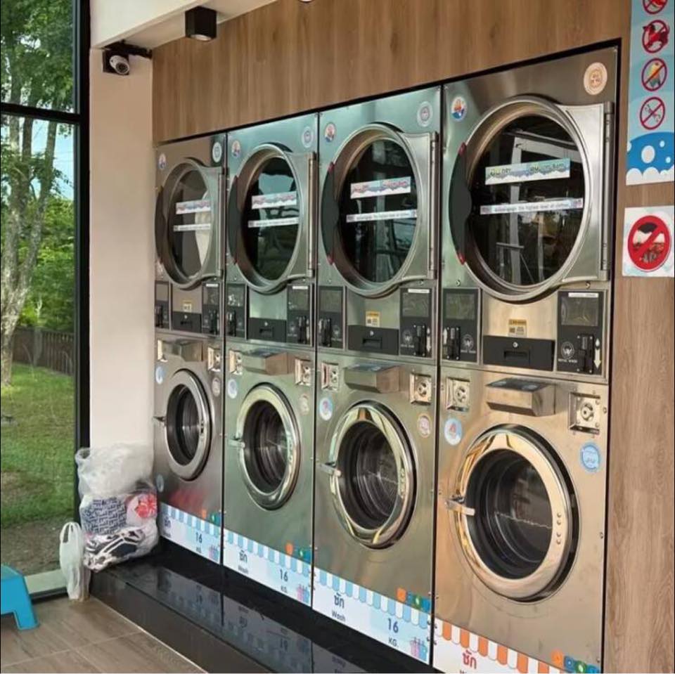 An application scenario or product detail of laundromat machines for sale - Image 9