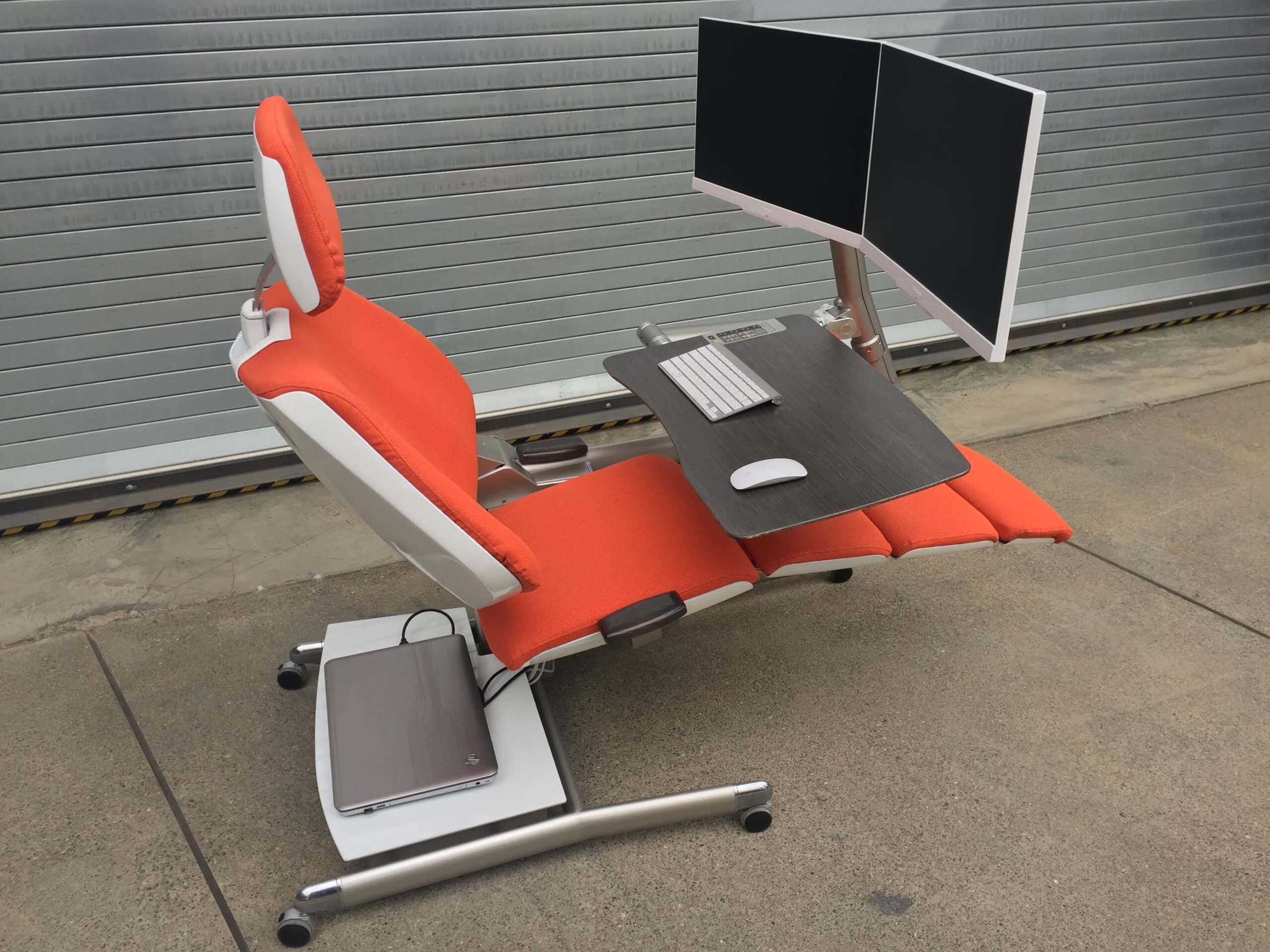An application scenario or product detail of laying down got chairs - Image 9
