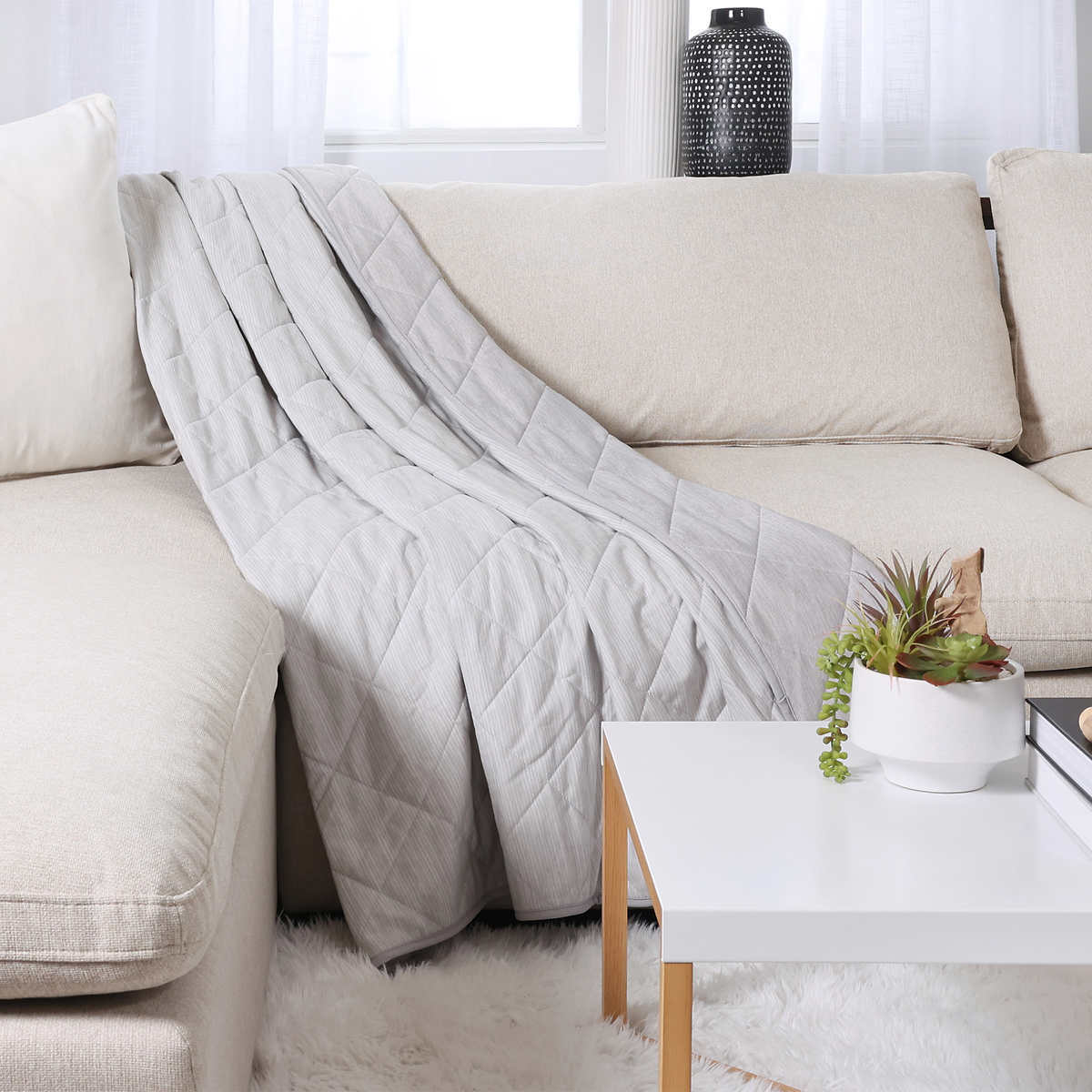 An application scenario or product detail of life comfort blanket - Image 9