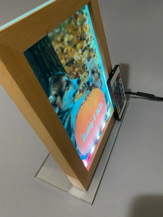 An application scenario or product detail of lighted picture frame - Image 16