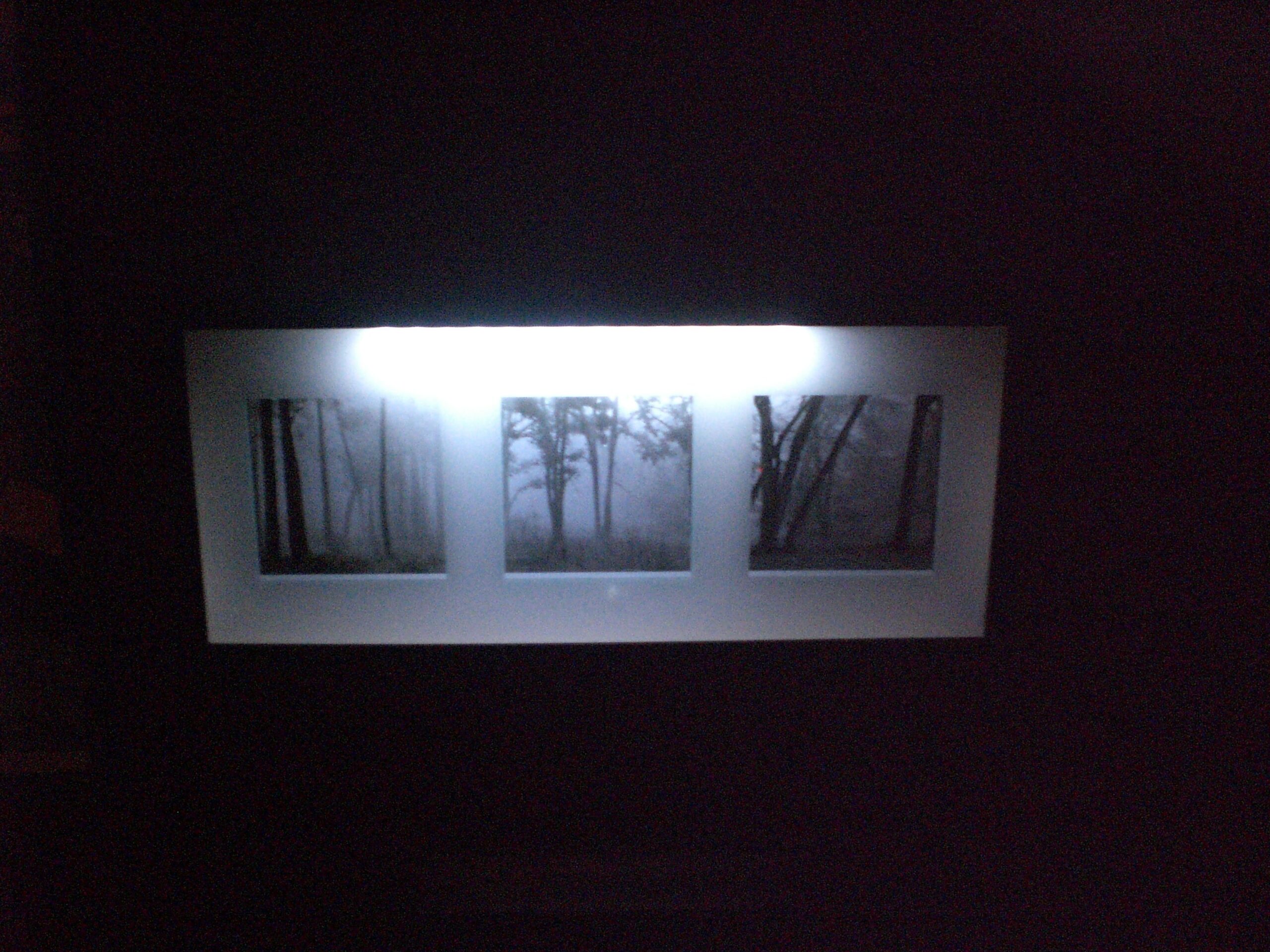 An application scenario or product detail of lighted picture frame - Image 23