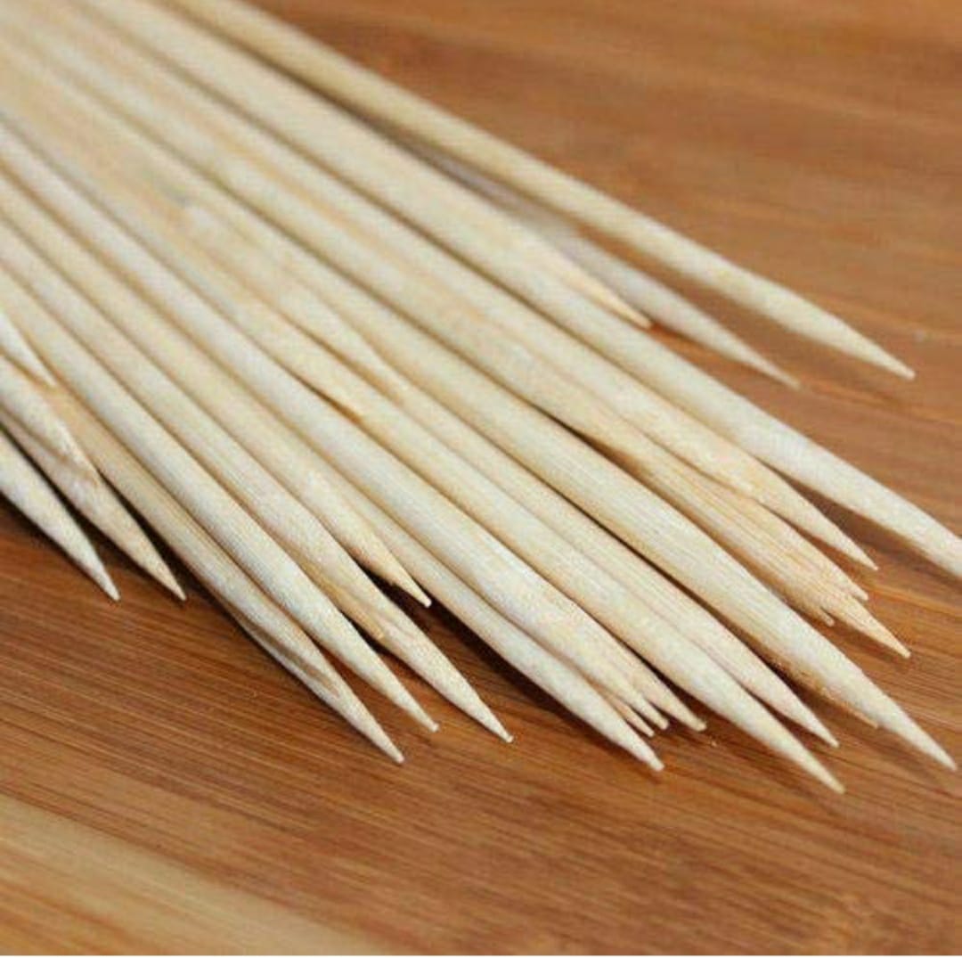 An application scenario or product detail of long toothpicks - Image 5
