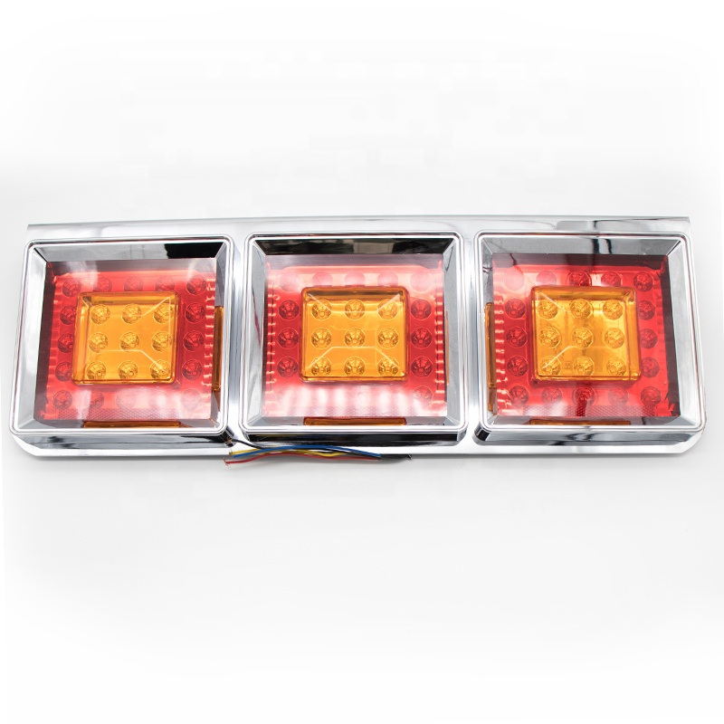 An application scenario or product detail of lorry tail lights - Image 3