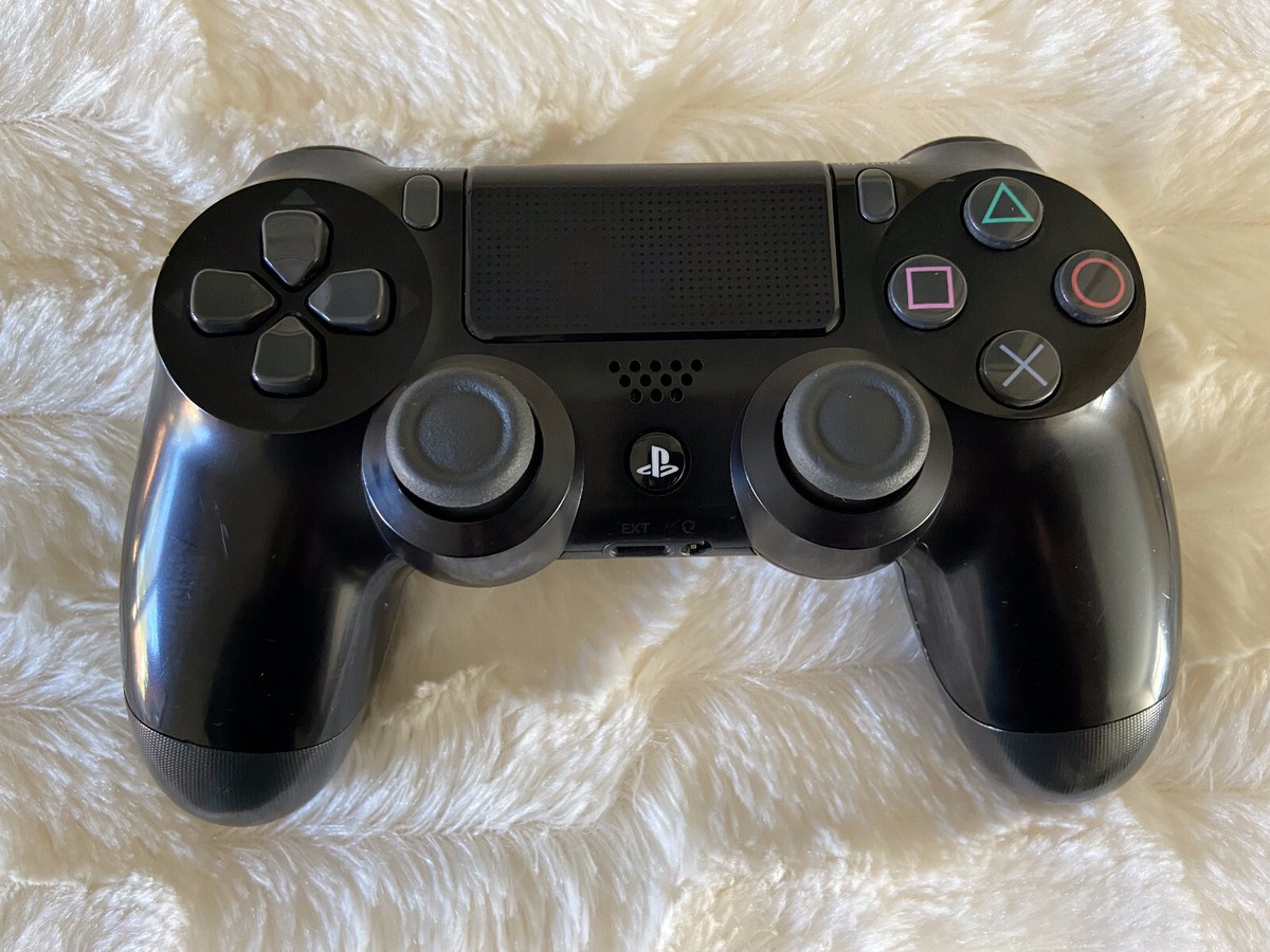 An application scenario or product detail of lowest price ps4 controller - Image 1