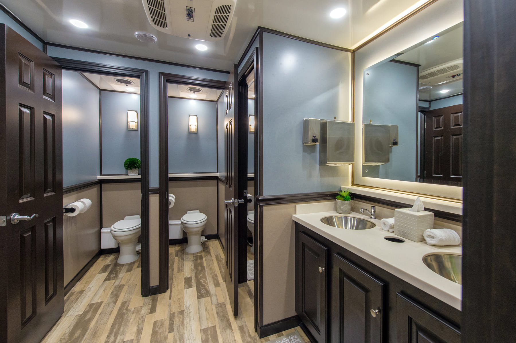An application scenario or product detail of luxury portable restrooms for sale - Image 20