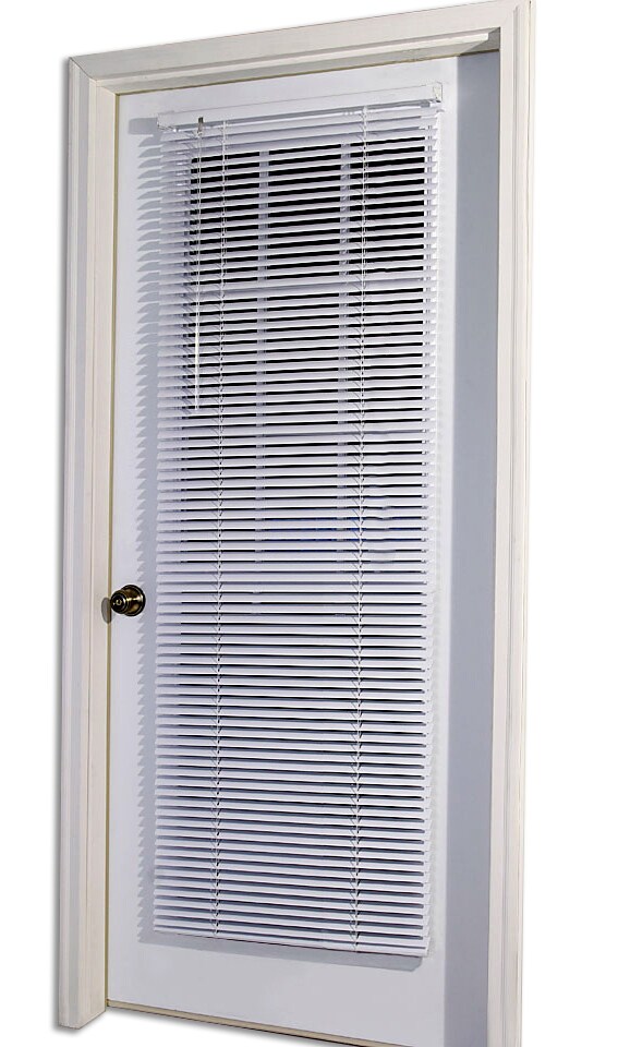 An application scenario or product detail of magnetic blinds for steel doors - Image 18