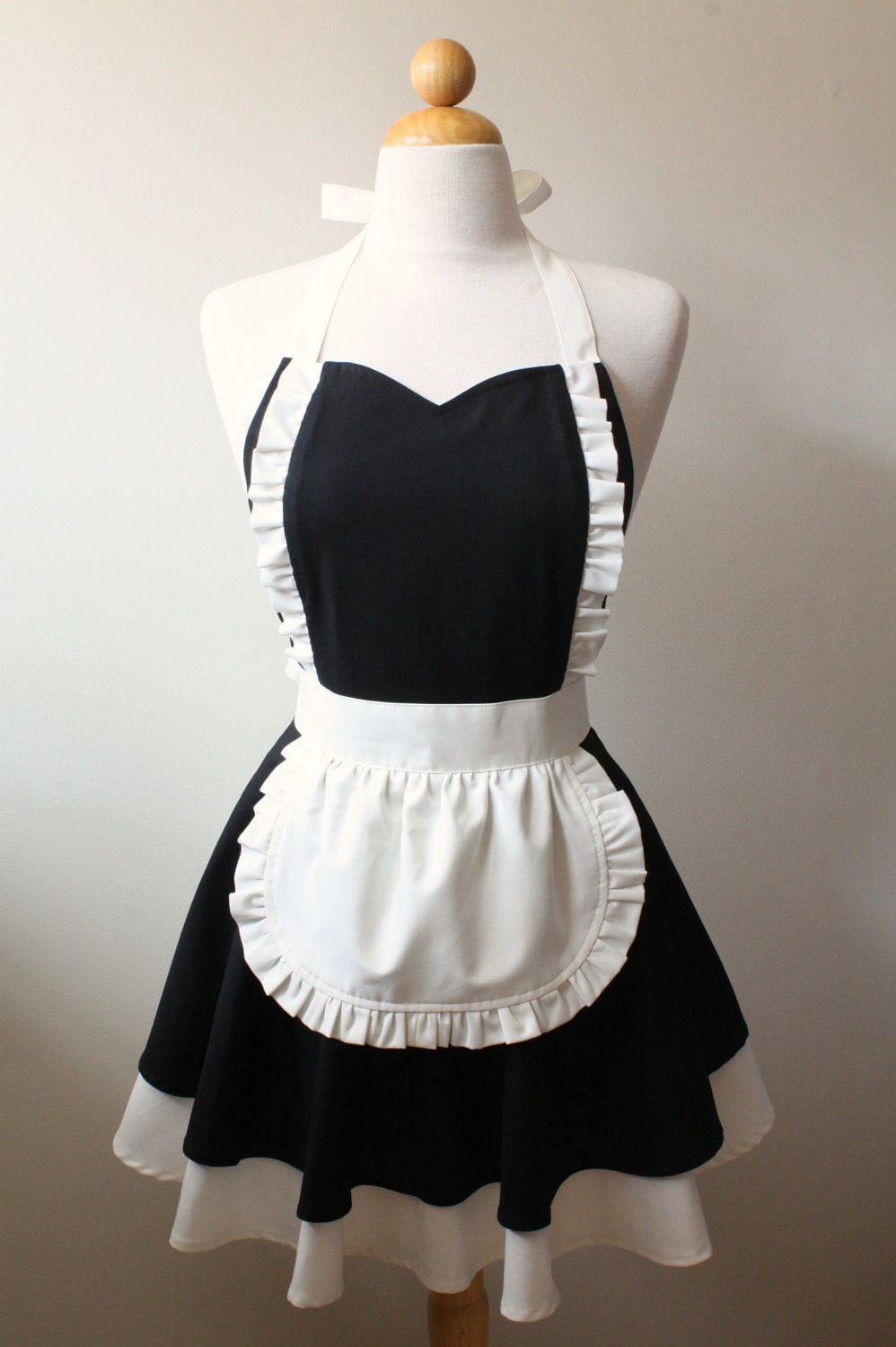 An application scenario or product detail of maid apron - Image 4