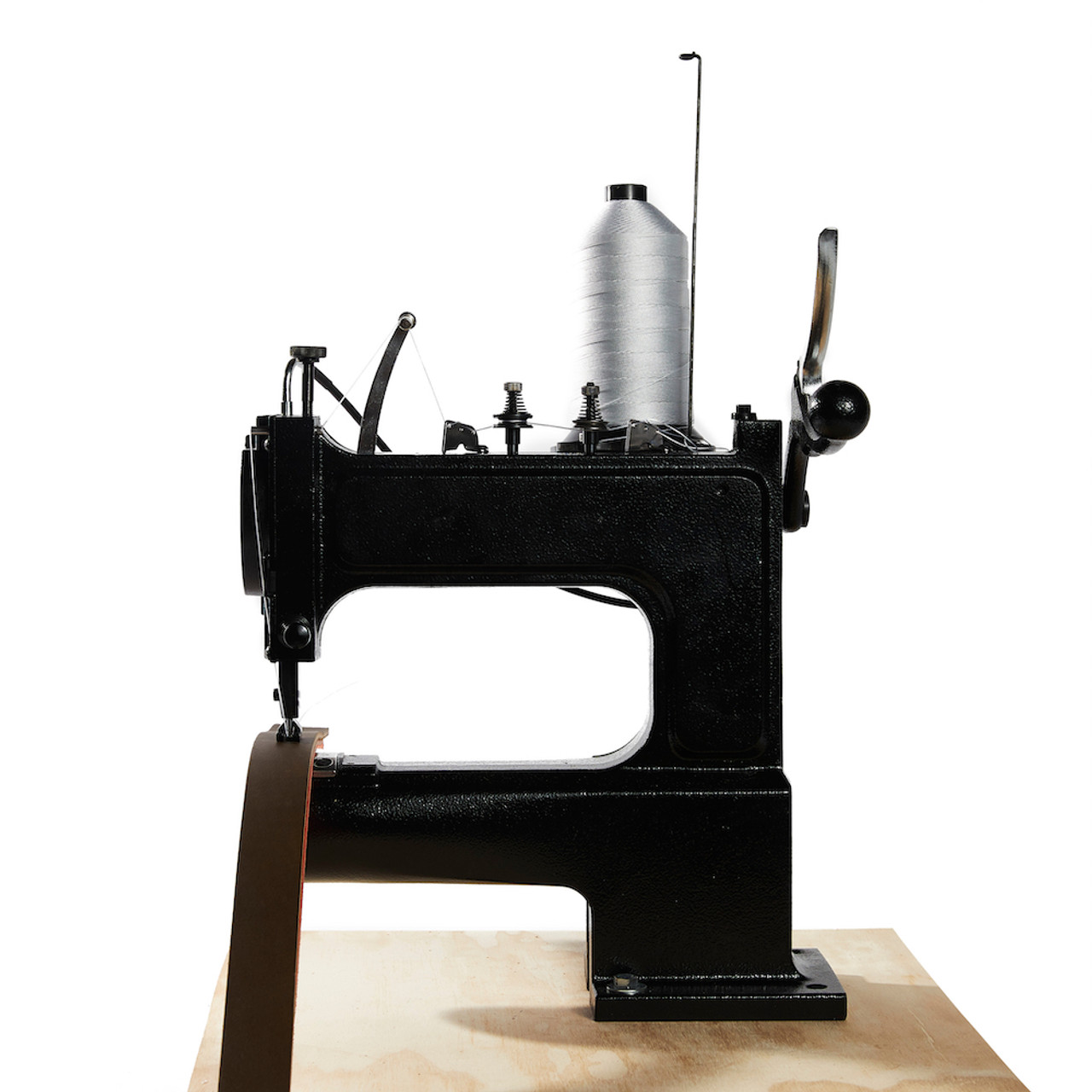 An application scenario or product detail of manual sewing machine - Image 7