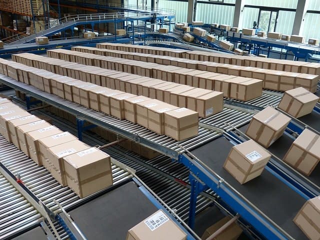 An application scenario or product detail of mechanical conveyor system - Image 13