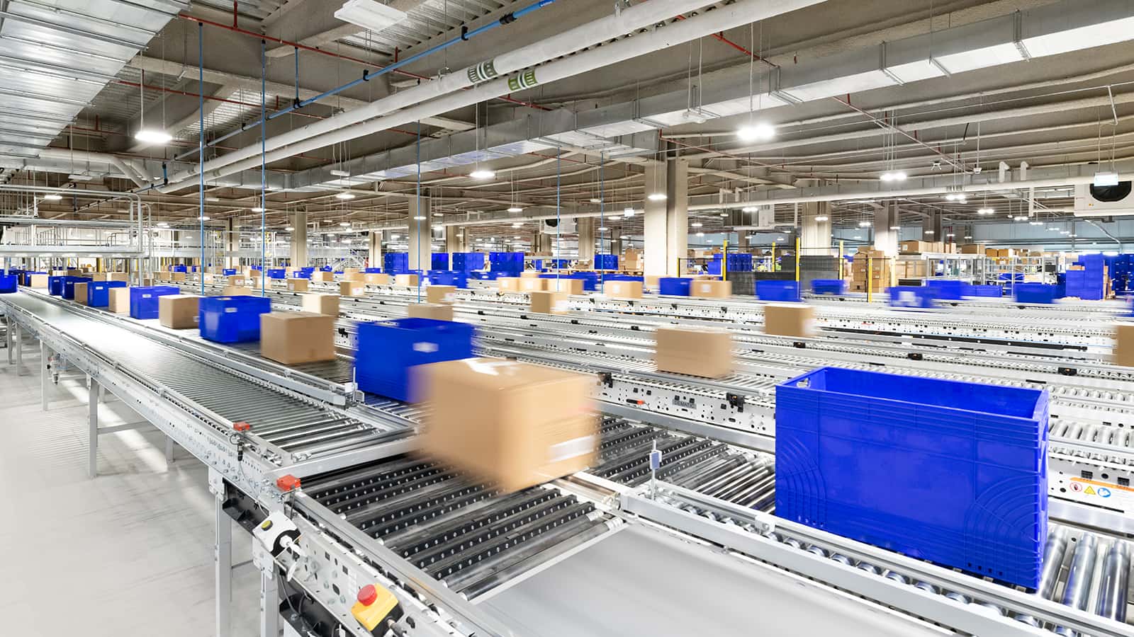 An application scenario or product detail of mechanical conveyor system - Image 20