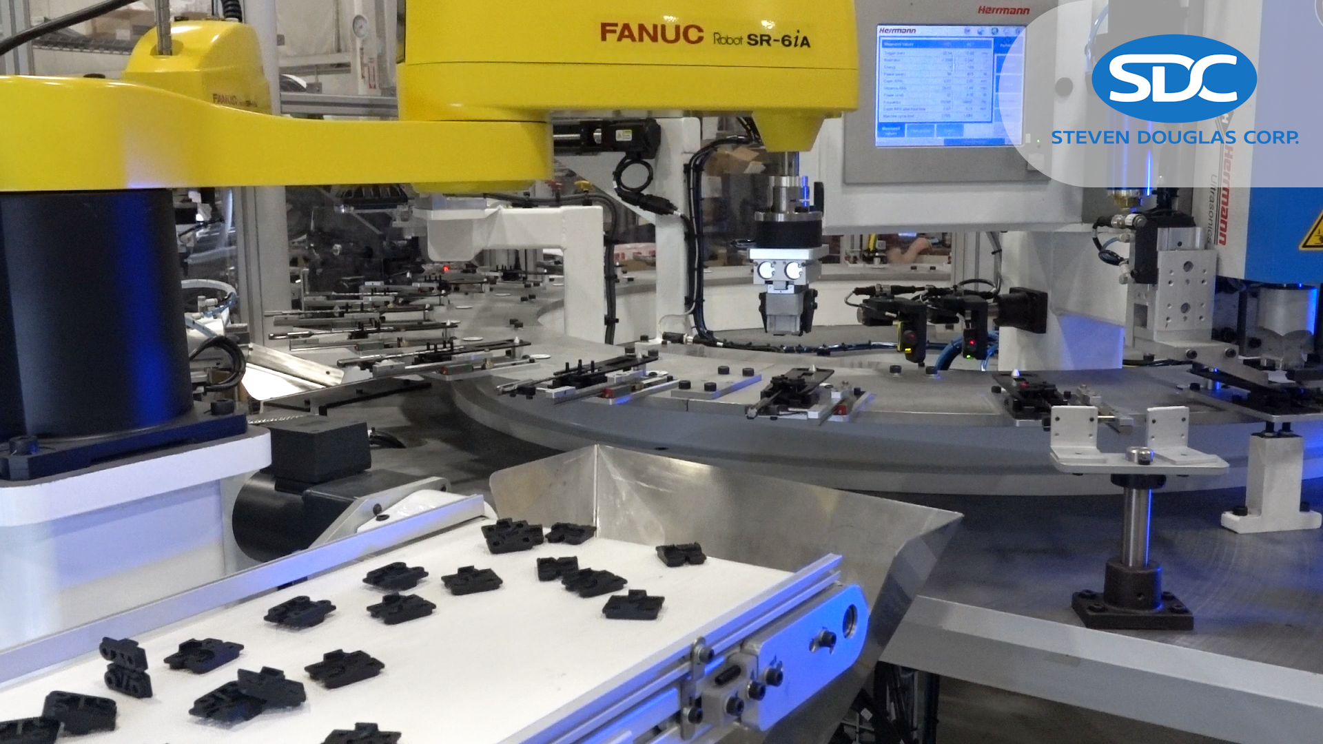 An application scenario or product detail of medical parts feeding systems - Image 13