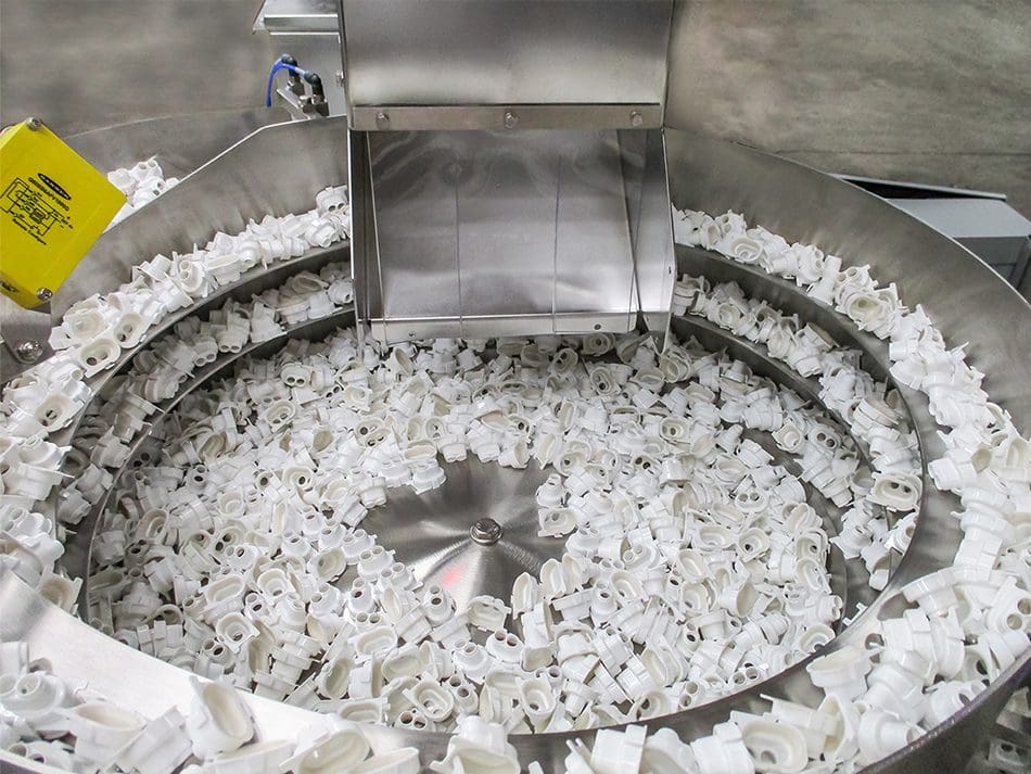 An application scenario or product detail of medical parts feeding systems - Image 18