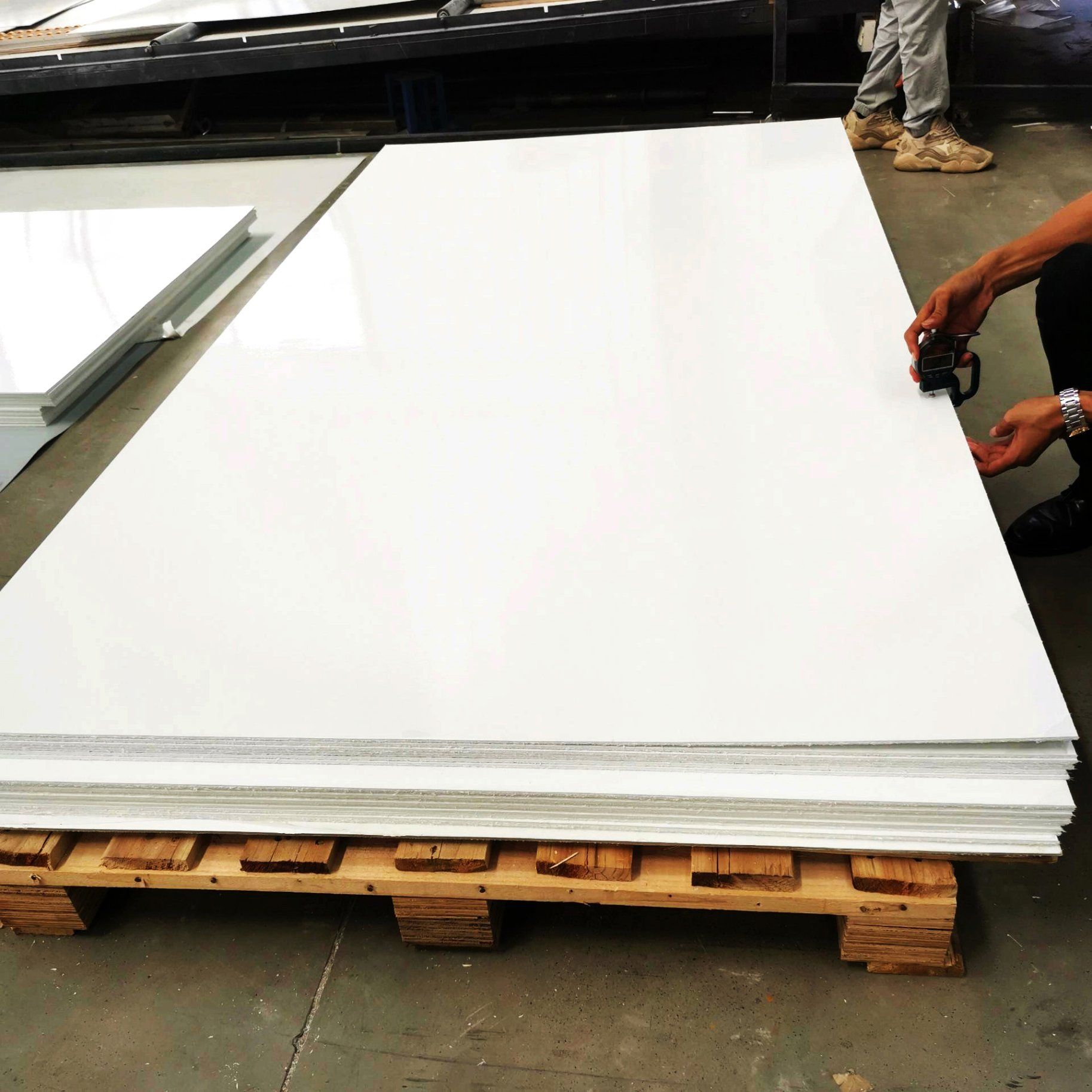 An application scenario or product detail of menards paneling - Image 21
