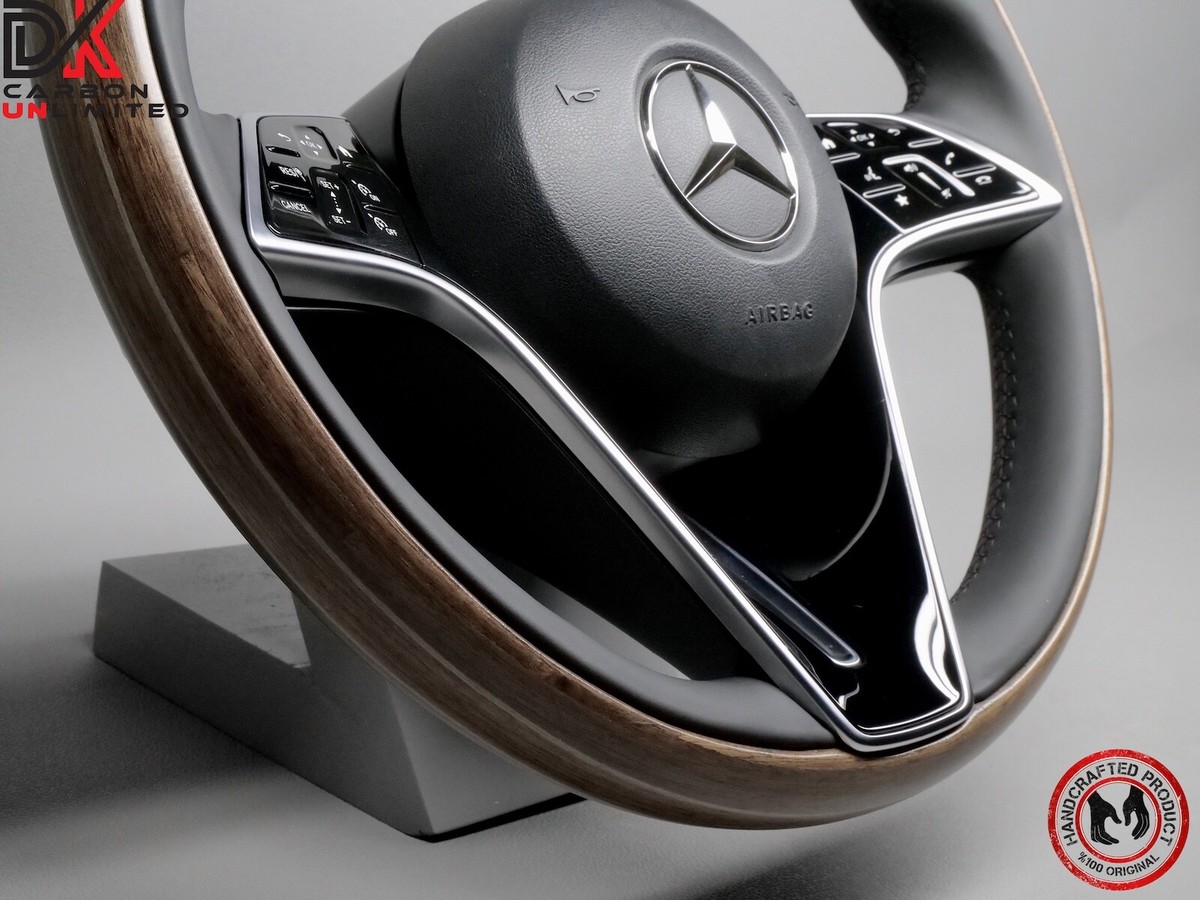 An application scenario or product detail of mercedes benz steering wheel - Image 4