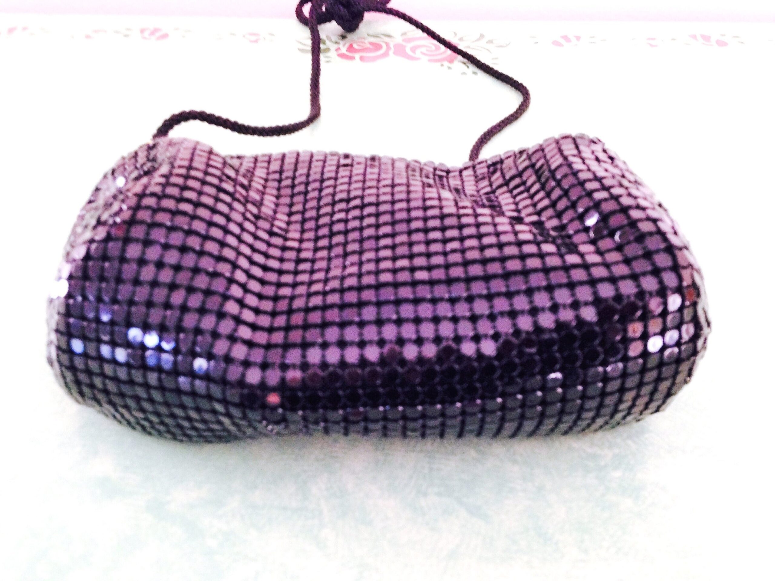 An application scenario or product detail of mesh metal bag - Image 18