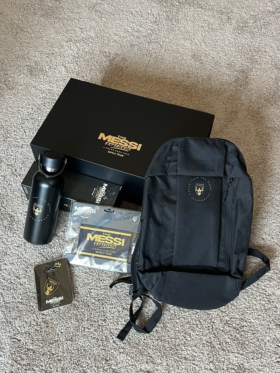 An application scenario or product detail of messi backpack - Image 9