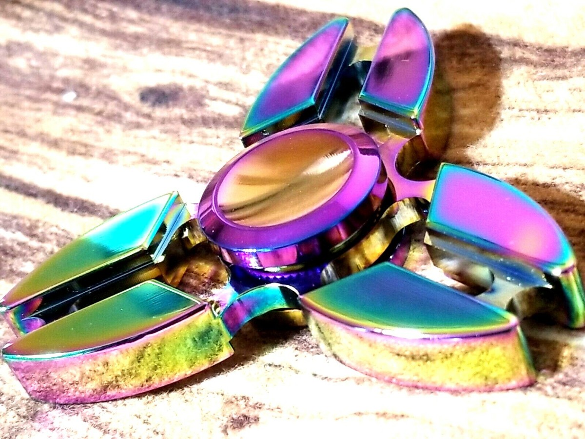 An application scenario or product detail of metal metallic fidget spinner - Image 15