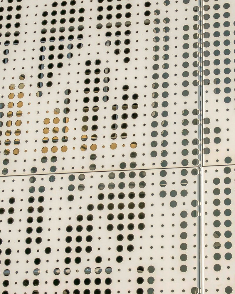 An application scenario or product detail of metal perforation patterns - Image 7